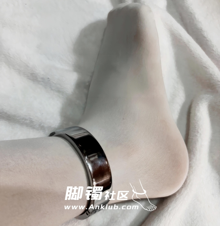 超宽版本的脚镯